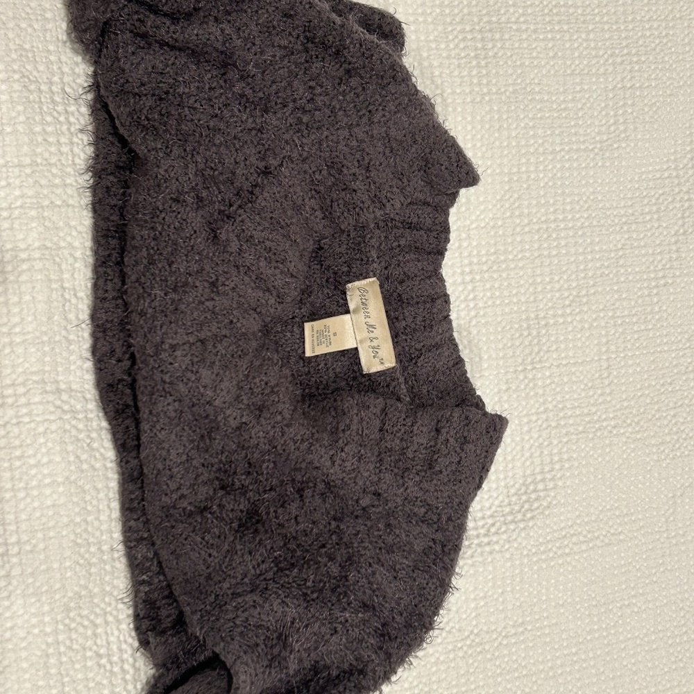 Sweater - Picture 3 of 3